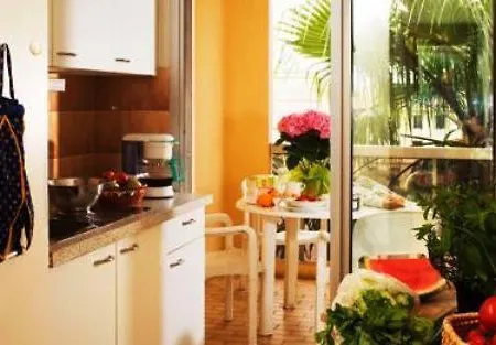 Hotel apartamentowy Le Massena 3*